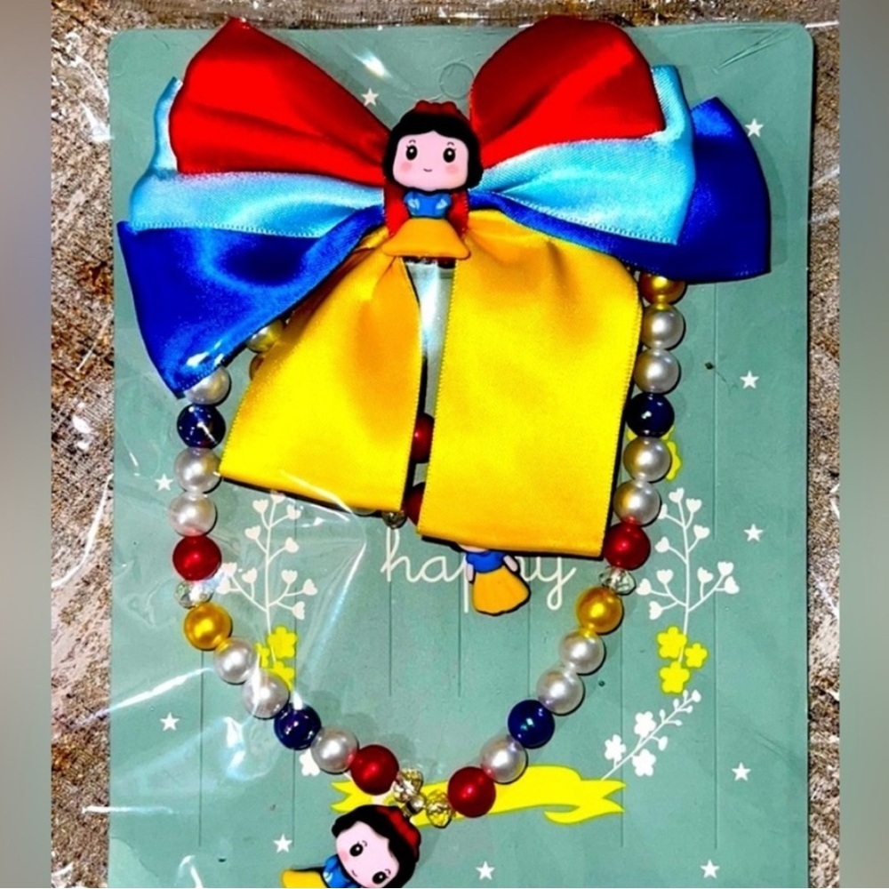 Colorful Bow and Bead Necklace